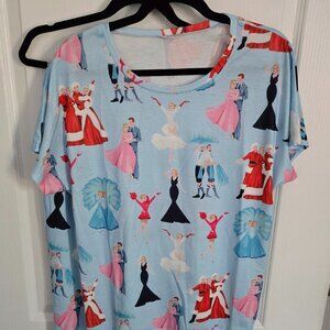 EUC Sheshow White Christmas Pajama Set - Tee & Joggers - M